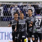 J1: Gamba stay 2nd with comeback win (MD25)